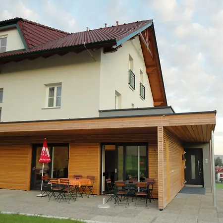 杰格瑞特旅馆 Nussbach